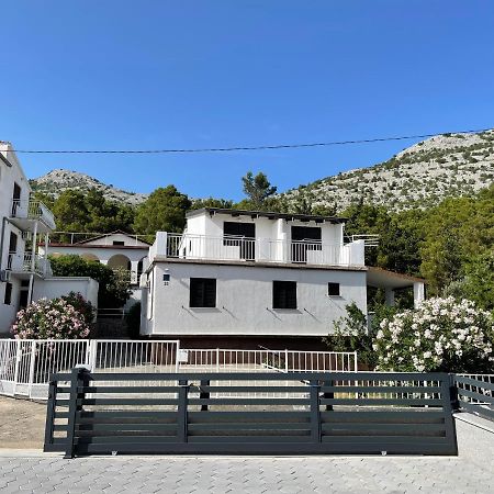 Apartmani Ficurin Starigrad Paklenica Exteriör bild
